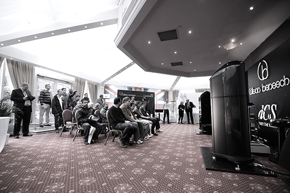 Wilson Benesch - Cardinal Loudspeaker - UK Premier - Bristol Sound and Vision 2013 - Geometry Series Wilson Benesch - Cardinal Loudspeaker - Geometry Series - UK Premier - WhatHIFI? - Bristol Sound and Vision - Manufacturing - Carbon Fiber - Advanced - Composite