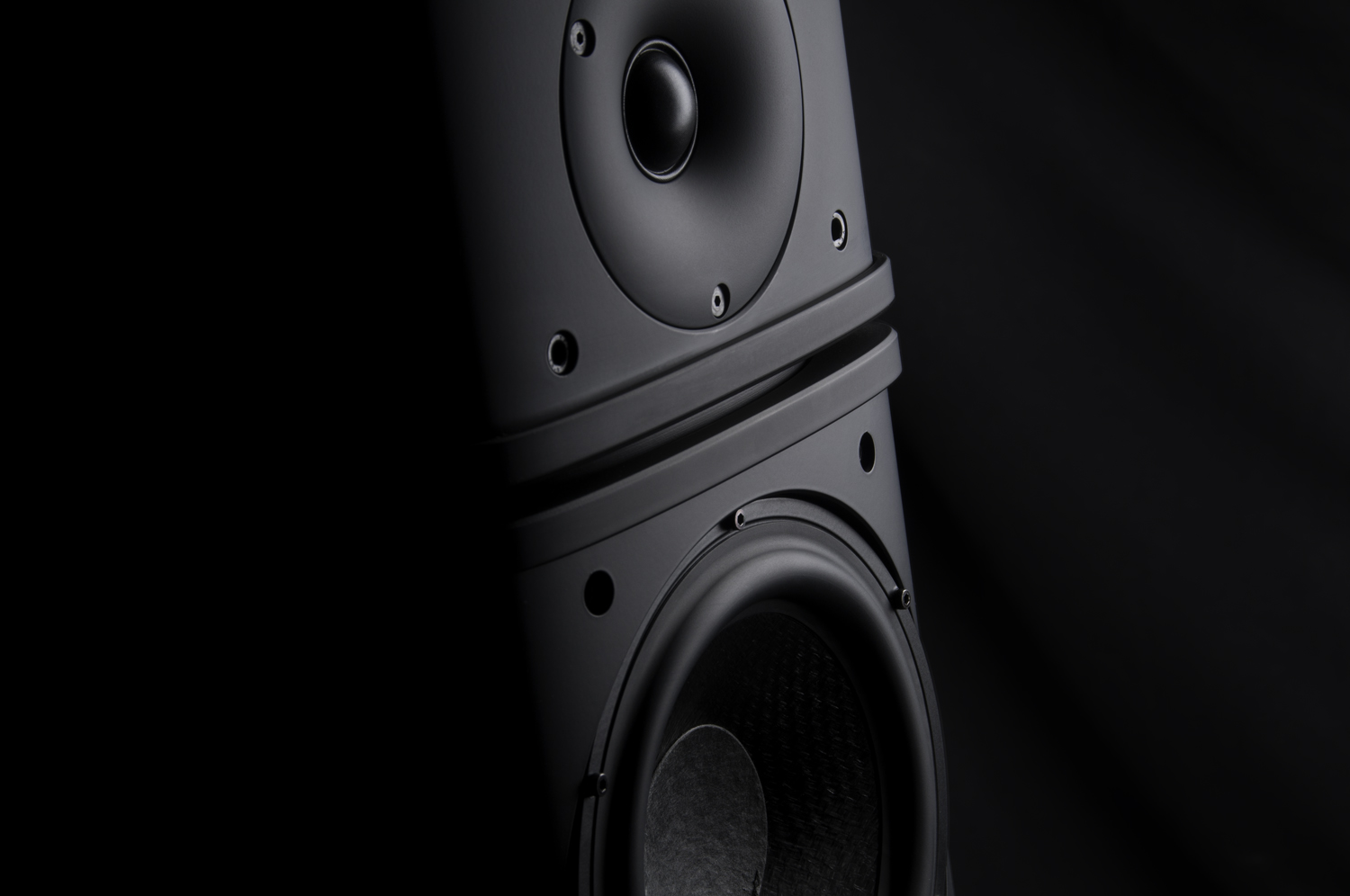 Wilson Benesch - Cardinal Loudspeaker - Geometry Series - theaudiobeat.com - Roy Gregory - Manufacturing - Carbon Fiber - Advanced - Composite