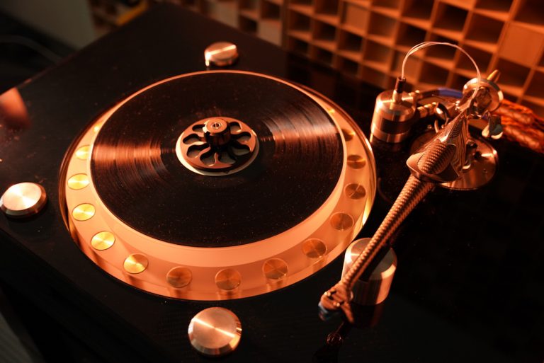 The new GMT System® Turntable